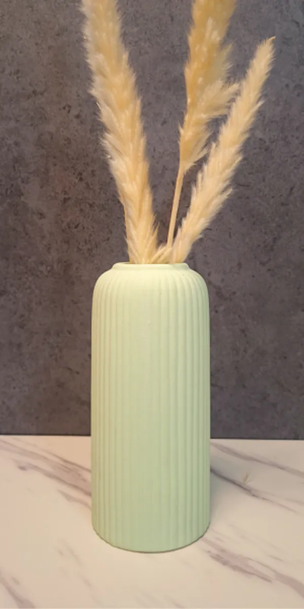 Modern_Ceramic_Flower_Vase_Green_Matt-__8"_(Medium-Without_Flower)