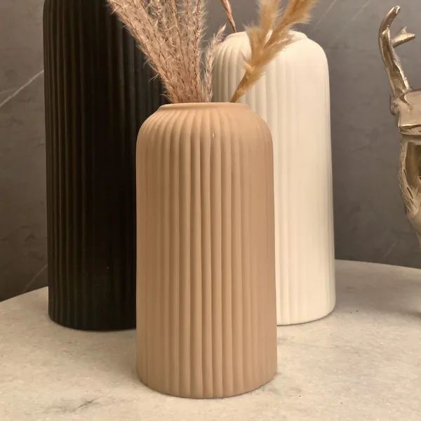 Modern_Ceramic_Flower_Vase_Beidge_Matt-_8"_(Medium-Without_Flower)