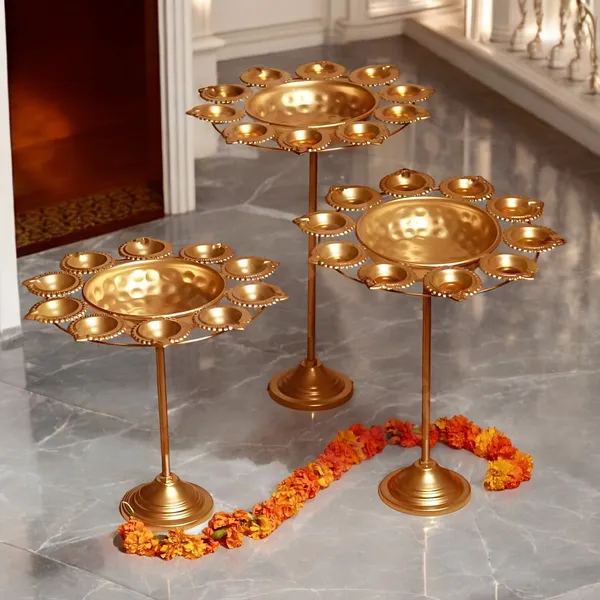 Pedestal_Stand_Diya_Urli_Bowl_for_Home_Decor_Set_of_3_pcs