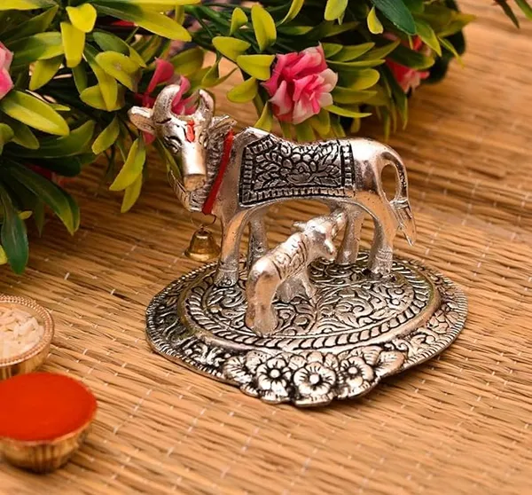 Silver___Candela__Ozonised_Vedic_Kamdhenu_Cow_And_Calf_Pooja_Mandir_Idol_(H-6_Cm)-