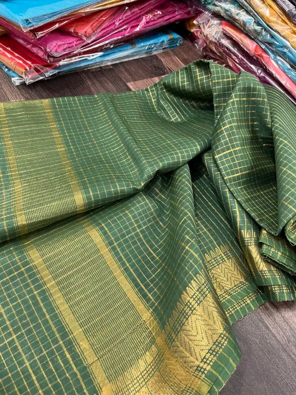 Elegant_Bottle_Green_Soft_Raw_Silk_Saree_with_Classic_Checks_and_Golden_Zari_Border