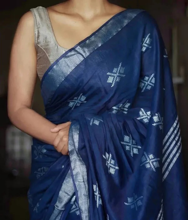 Navy_Blue_Slub_Silk_Cotton_Saree_with_Elegant_Silver_Border