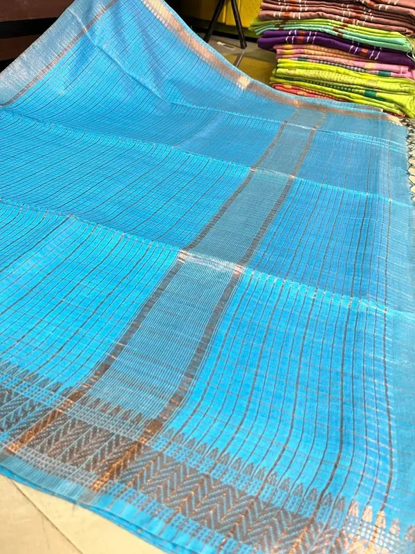Refreshing_Sky_Blue_Soft_Raw_Silk_Saree_with_Classic_Checks_and_Golden_Zari_Border