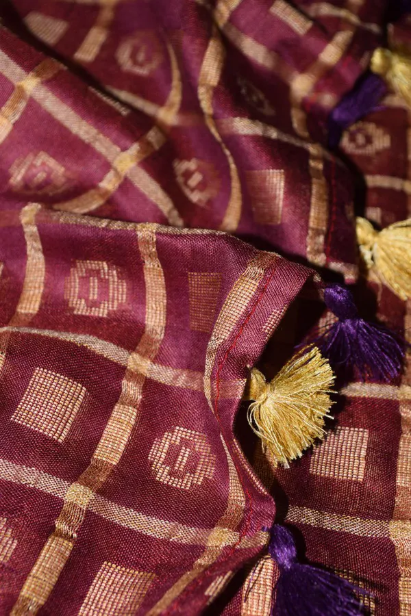 Burgundy_red_Khadi_cotton_Saree_with_Blouse_Piece_For__Women