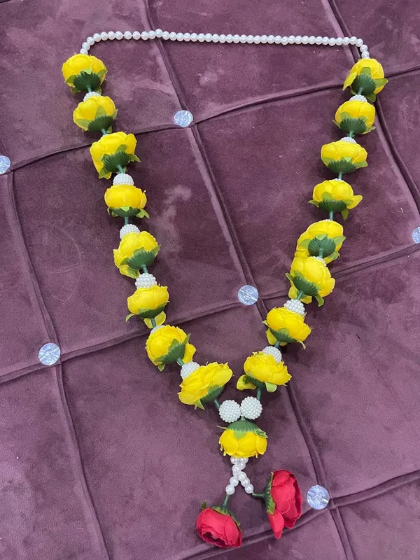 _Amazing_Designer_Artificial_Peony_Flower_Garland_|_Puja_Mala_|_for_Photo_Frames_&_God_|_Handmade_Garland_Artificial_Mala_|_for_Photo_Frame,_God,_Mandir_and_Temple_(Purple)