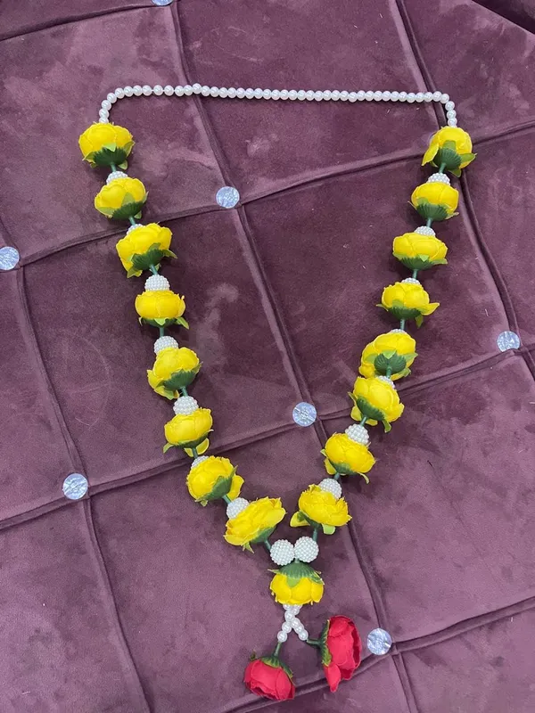 _Amazing_Designer_Artificial_Peony_Flower_Garland_|_Puja_Mala_|_for_Photo_Frames_&_God_|_Handmade_Garland_Artificial_Mala_|_for_Photo_Frame,_God,_Mandir_and_Temple_(Purple)