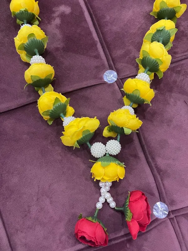 _Amazing_Designer_Artificial_Peony_Flower_Garland_|_Puja_Mala_|_for_Photo_Frames_&_God_|_Handmade_Garland_Artificial_Mala_|_for_Photo_Frame,_God,_Mandir_and_Temple_(Purple)