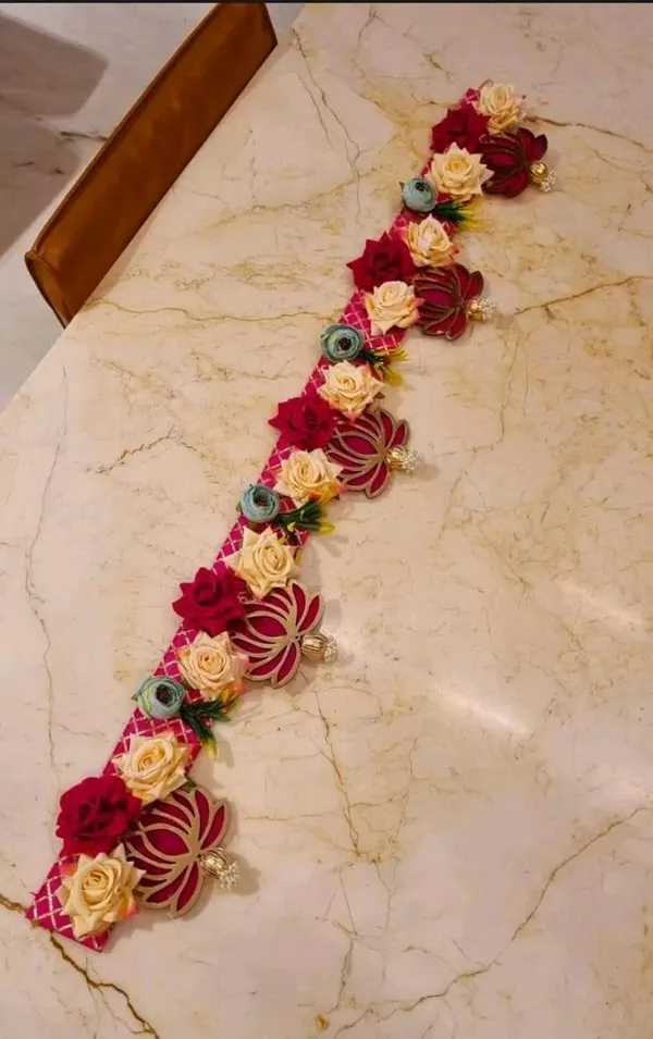 Elegant_Bandhanwar_Designs_for_Festive_Home_Décor_Trans_Form_Your_Space_with_Beautiful_bandhanwars_That_Celebrate_Tradition._(Design_9)