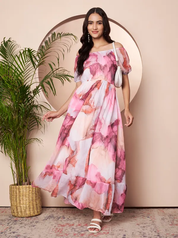 Fbella_Women_Pink_&_Peach_Floral_Printed_Chiffon_A-Line_Maxi_Dress