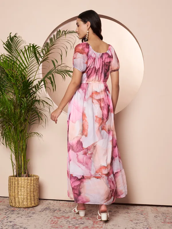 Fbella_Women_Pink_&_Peach_Floral_Printed_Chiffon_A-Line_Maxi_Dress