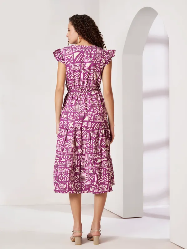 Fbella_Women_Purple_&_White_Geometric_Print_Pure_Cotton_Tiered_A-Line_Dress