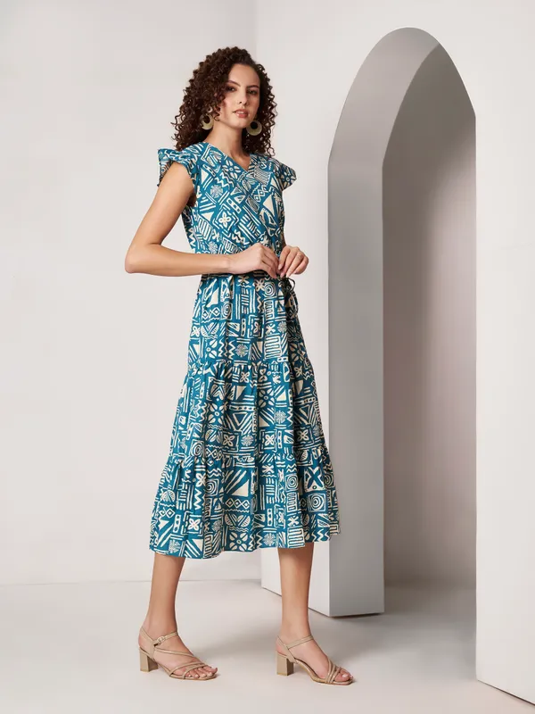 Fbella_Women_Teal_Blue_Geometric_Print_Pure_Cotton_Tiered_A-Line_Dress