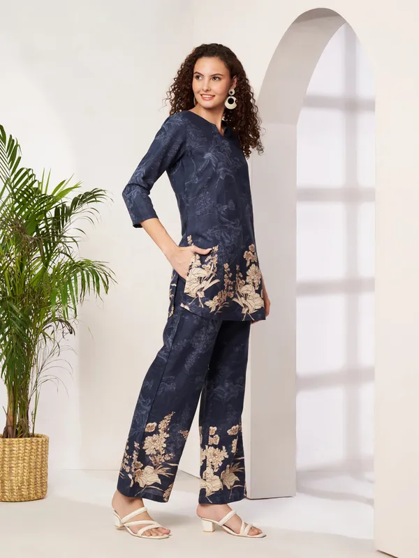 Fbella_Women_Navy_Blue_&_Beige_Floral_Printed_Cotton_Co-Ord_Set
