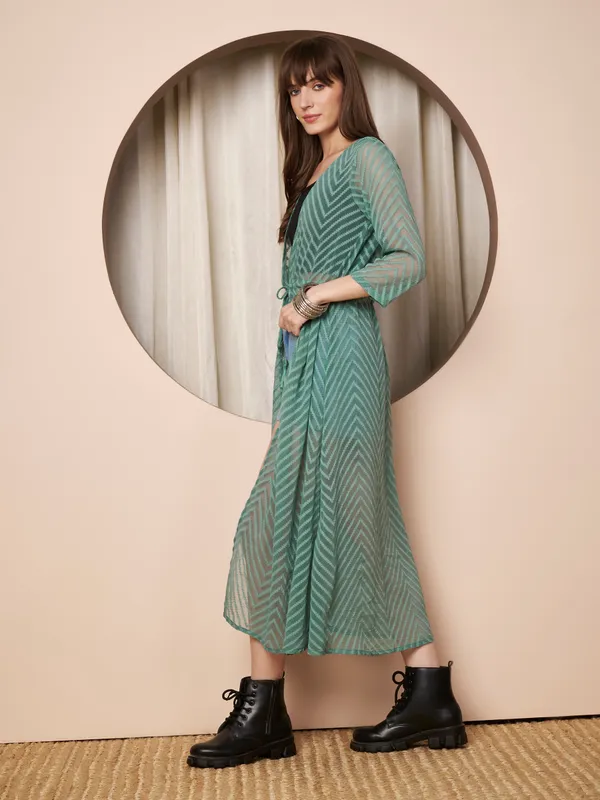 Fbella_Women�s_Sea_Green_Georgette_Maxi_Shrug_�_Abstract_Chevron_Pattern_with_Waist_Tie-Up