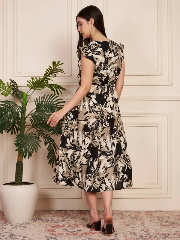 Fbella_Cotton_Blend_Black_Floral_Print_Tiered_Dress