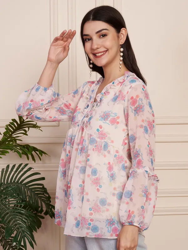 Fbella_Floral_Georgette_Top_with_Lace_Details