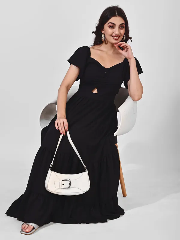 Fbella_Women_Black_Maxi_Dress_with_Keyhole_Detail_and_Flutter_Sleeves