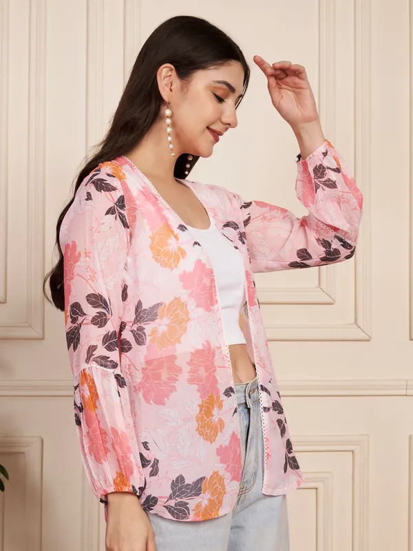 Fbella_Women_Blush_Pink_Floral_Georgette_Shrug_with_Lace_Detail