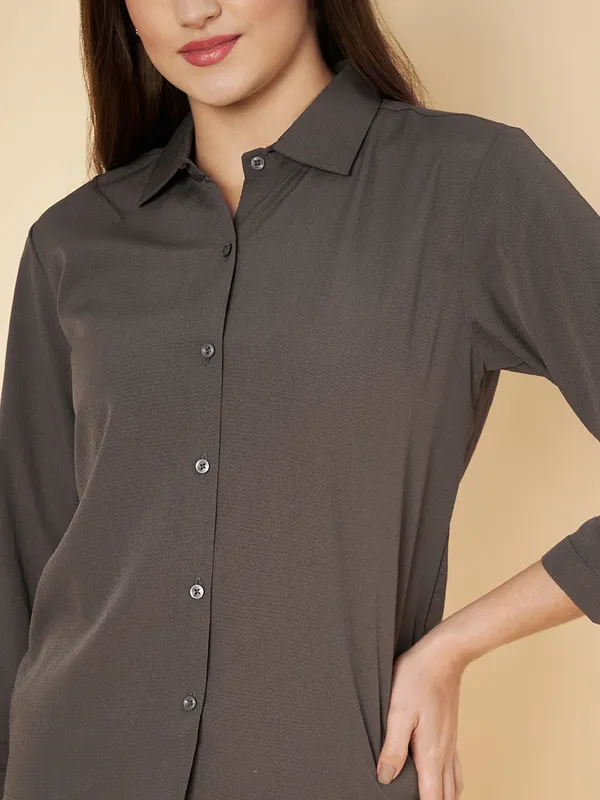Fbella_Women_Grey_Crop_Shirt