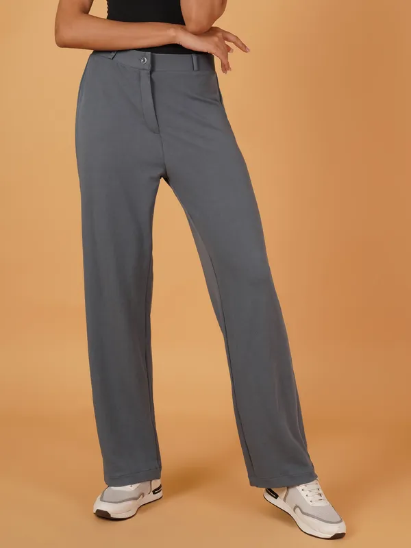 Fbella_Women_Straight-Fit_Grey_Trouser