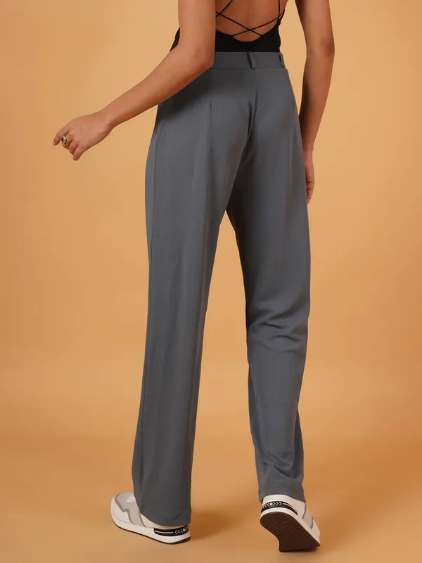 Fbella_Women_Straight-Fit_Grey_Trouser