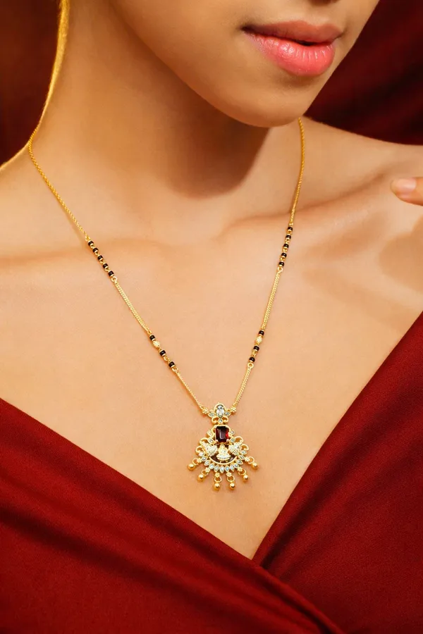 Royal_Red_stone_Short_Laxmidevi_Mangalsutra