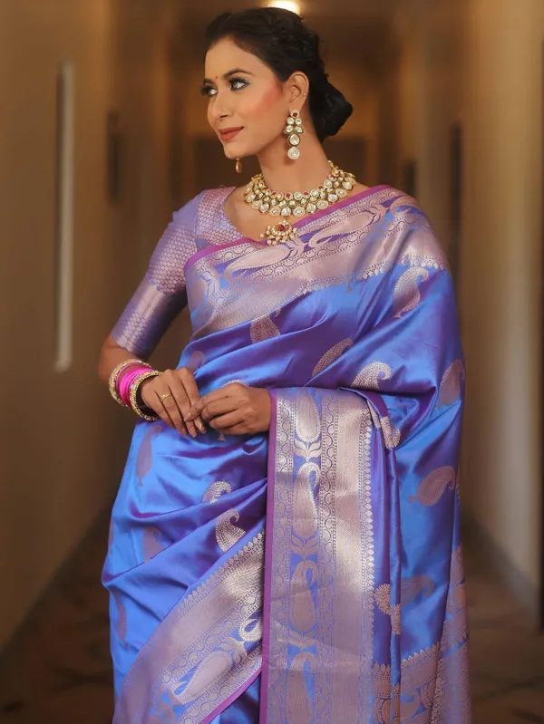Soft_Banarasi_Lichi_Silk_Saree_with_Unstiched_Blouse_Piece
