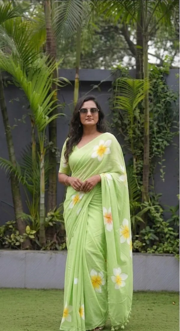 Linen__Saree_(With_Unstitched_Blouse)