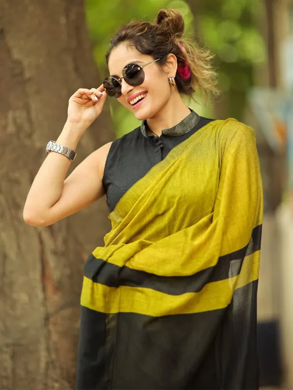 Cotton_Silk_Saree_with_Unstiched_Blouse_Piece