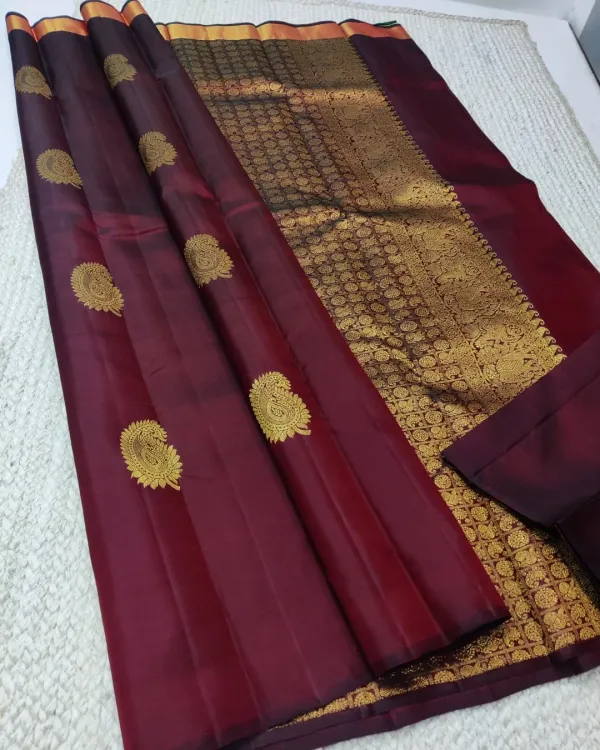 Soft_Banarasi_Lichi_Silk_Saree_with_Unstiched_Blouse_Piece