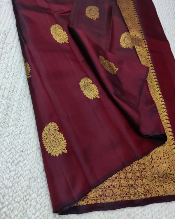 Soft_Banarasi_Lichi_Silk_Saree_with_Unstiched_Blouse_Piece
