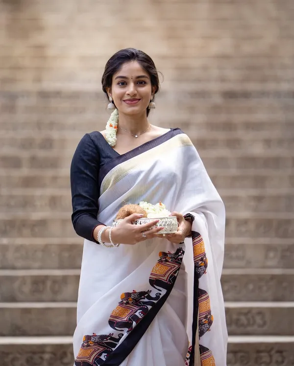 Linen__Saree_(With_Unstitched_Blouse)