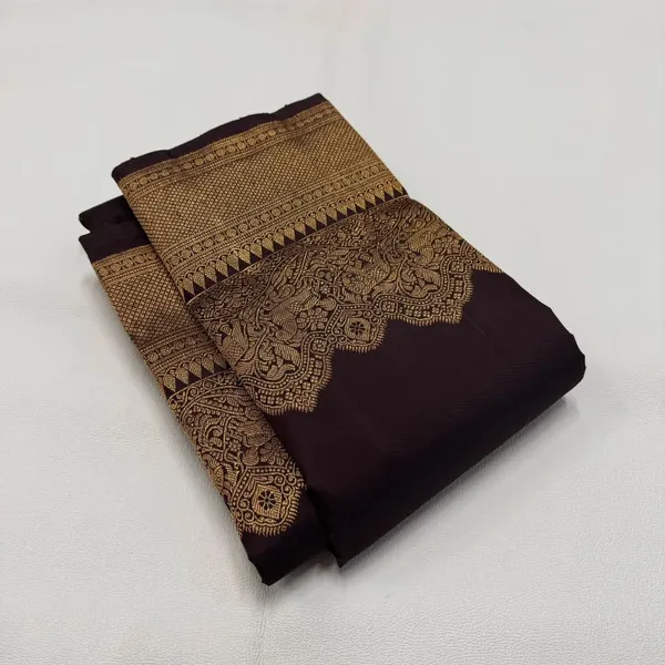 Soft_Banarasi_Lichi_Silk_Saree_with_Unstiched_Blouse_Piece