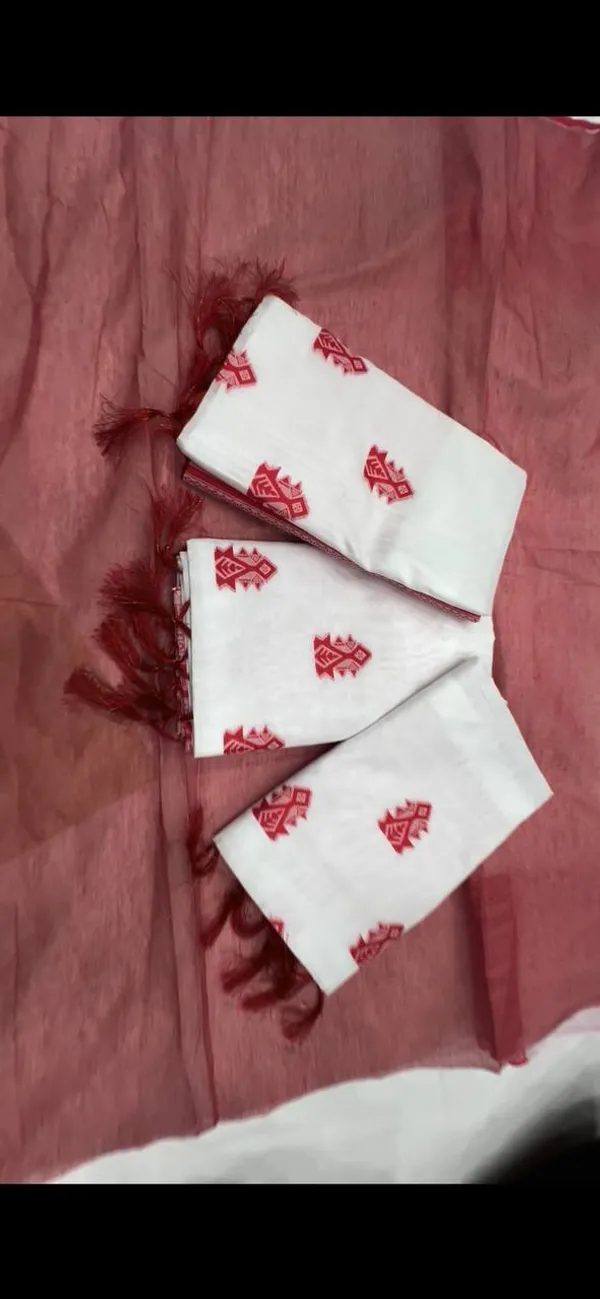 Cotton_Silk_Saree_with_Unstiched_Blouse_Piece