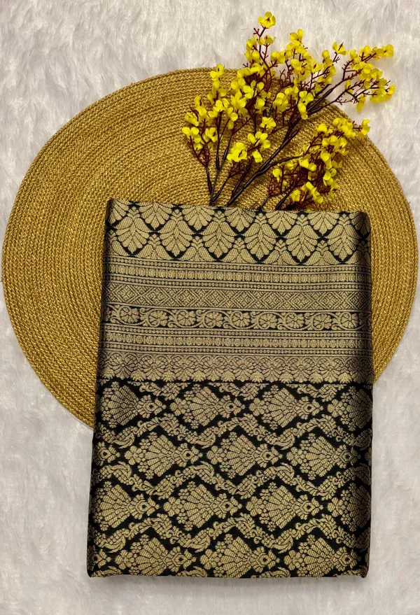 Soft_Banarasi_Lichi_Silk_Saree_with_Unstiched_Blouse_Piece