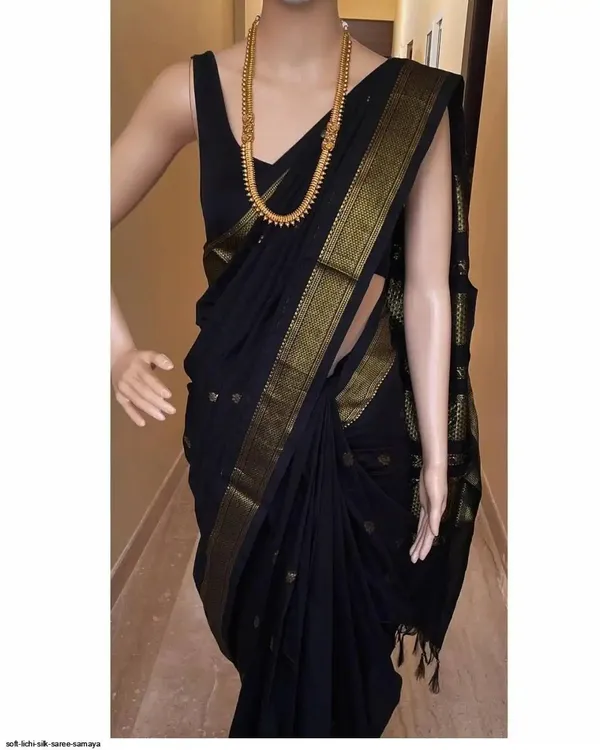 Soft_Lichi_Silk_Saree_with_Unstiched_Blouse_Piece