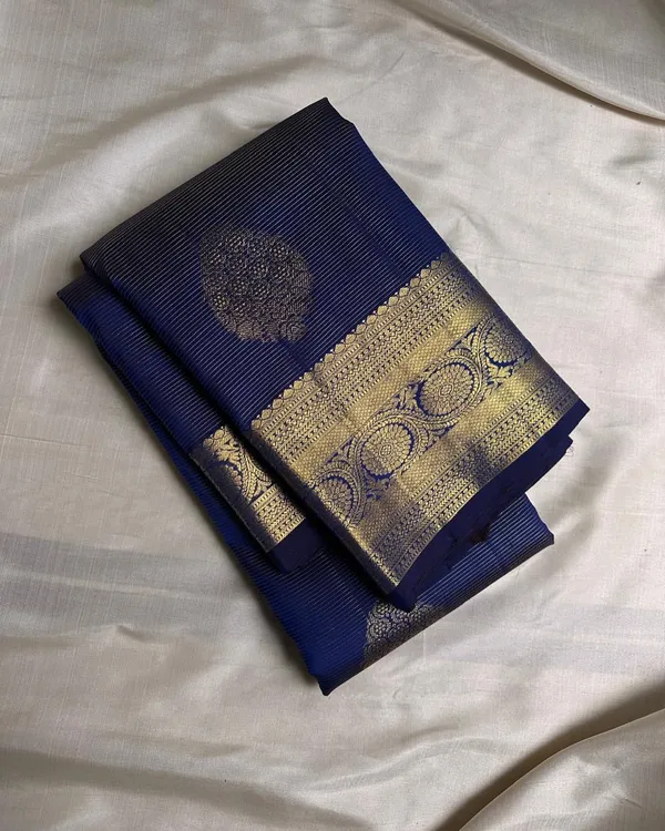 Soft_Lichi_Silk_Saree_with_Unstiched_Blouse_Piece