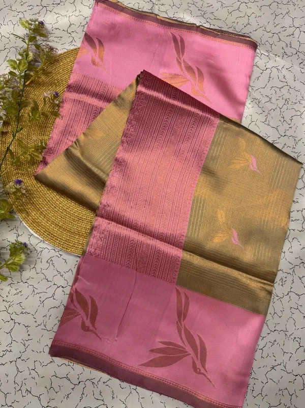 Soft_Banarasi_Lichi_Silk_Saree_with_Unstiched_Blouse_Piece