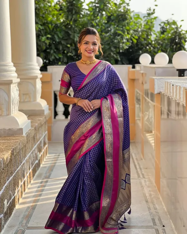 Soft_Banarasi_Lichi_Silk_Saree_with_Unstiched_Blouse_Piece