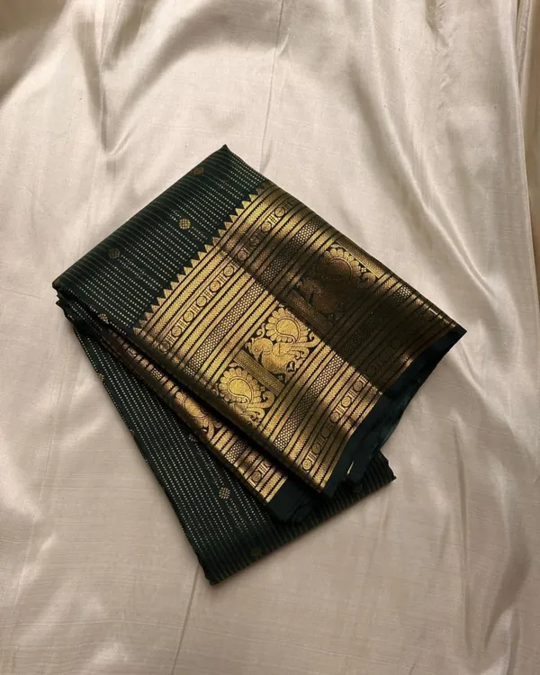 Soft_Banarasi_Lichi_Silk_Saree_with_Unstiched_Blouse_Piece