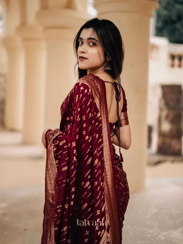 Soft_Lichi_Silk_Saree_with_Unstiched_Blouse_Piece