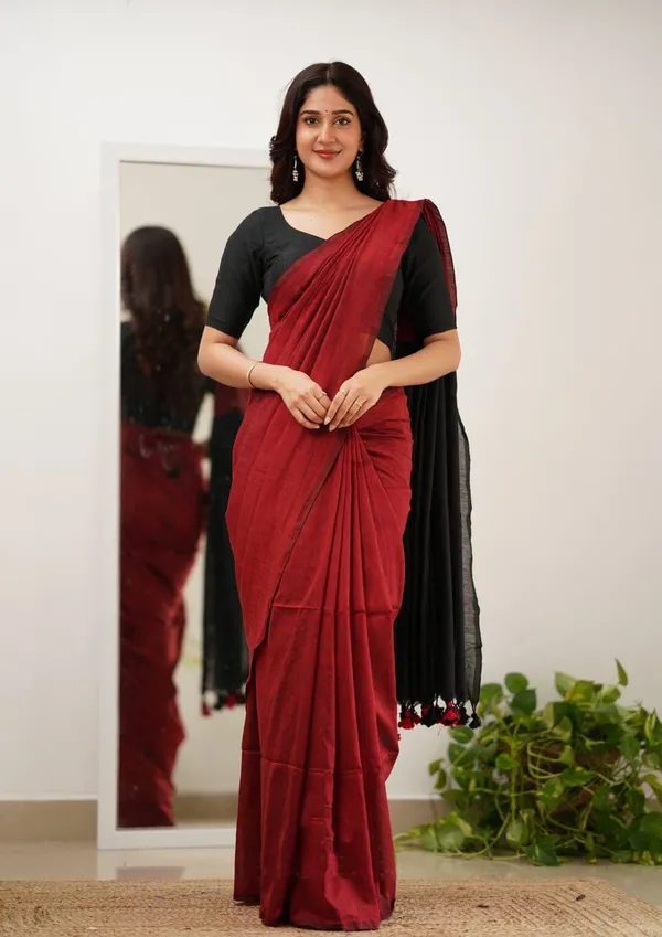 Cotton_Silk_Saree_with_Unstiched_Blouse_Piece