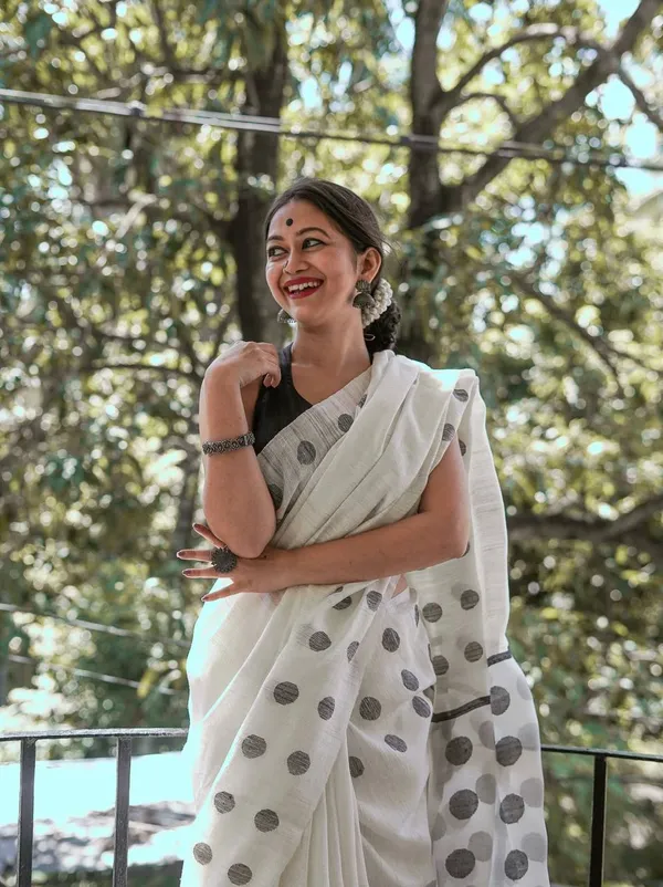 Cotton_Silk_Saree_with_Unstiched_Blouse_Piece