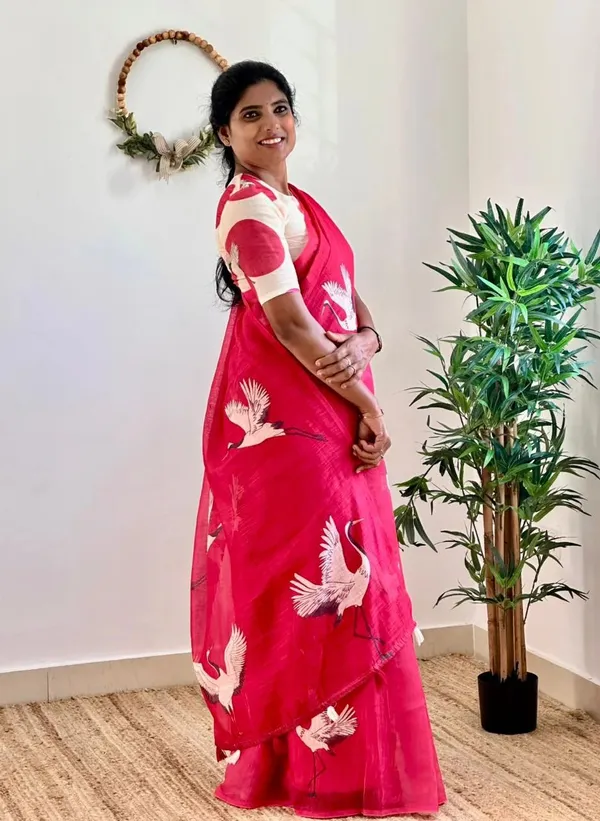 Linen__Saree_(With_Unstitched_Blouse)