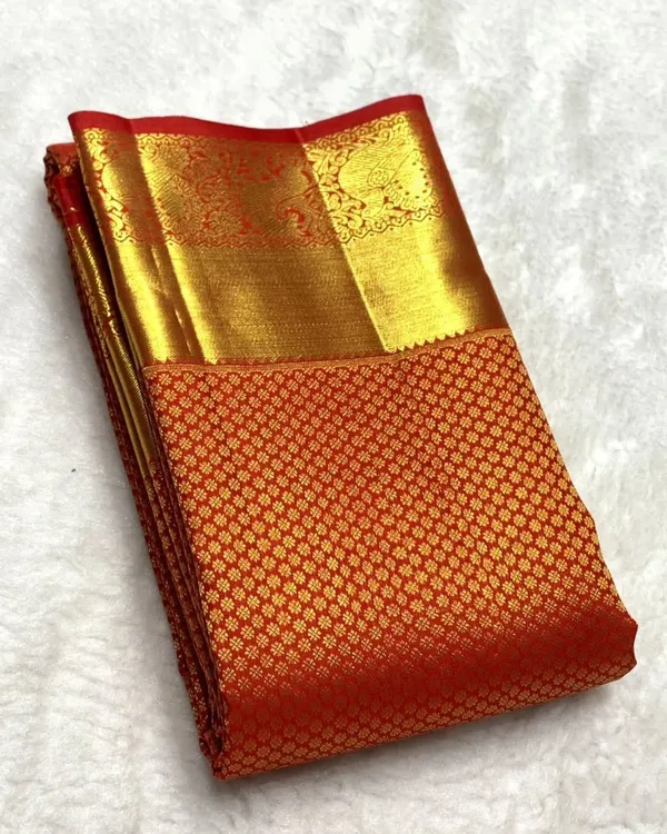 Soft_Banarasi_Lichi_Silk_Saree_with_Unstiched_Blouse_Piece