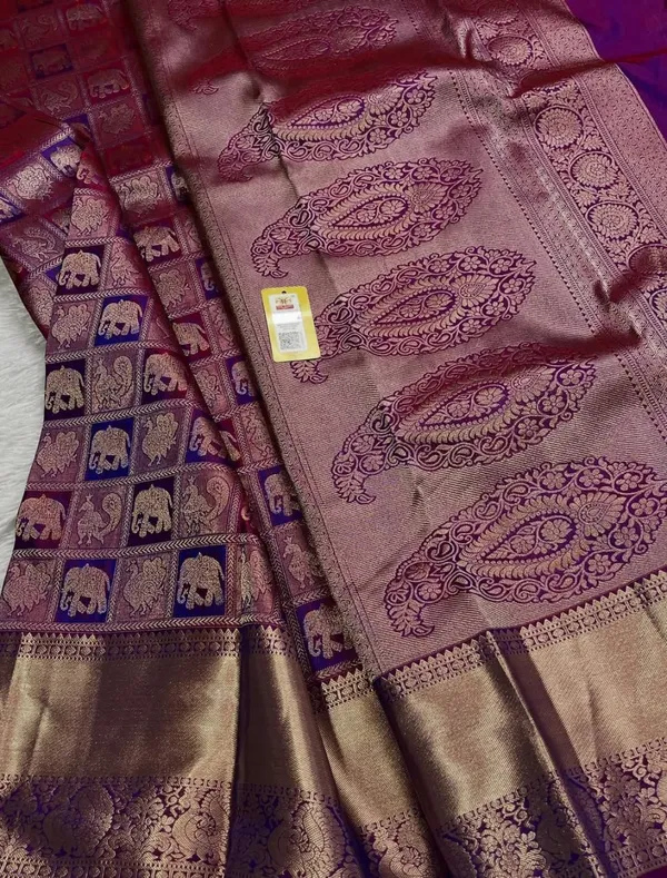 Soft_Lichi_Silk_Saree_with_Unstiched_Blouse_Piece