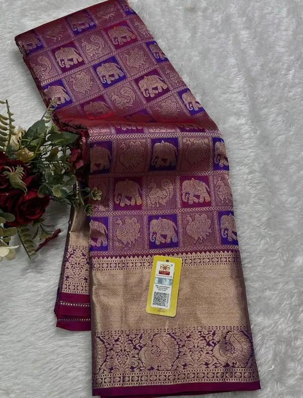 Soft_Lichi_Silk_Saree_with_Unstiched_Blouse_Piece