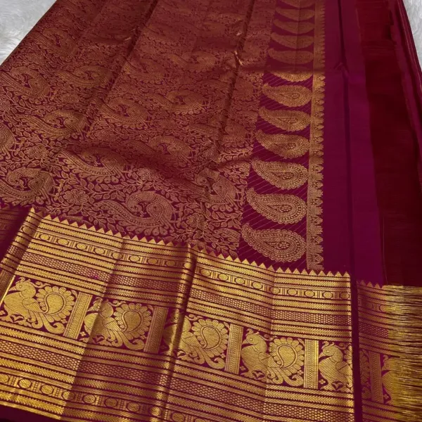 Soft_Banarasi_Lichi_Silk_Saree_with_Unstiched_Blouse_Piece