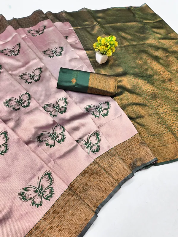 Soft_Lichi_Silk_Saree_with_Unstiched_Blouse_Piece