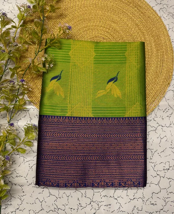 Soft_Banarasi_Lichi_Silk_Saree_with_Unstiched_Blouse_Piece